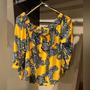 Women’s Express Short Top